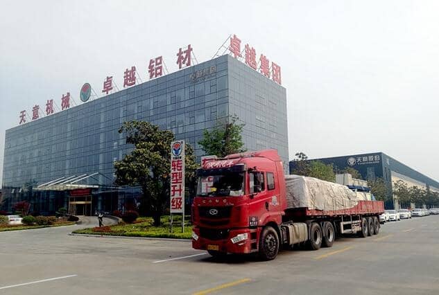每逢五一世界杯信誉买球机械发货忙