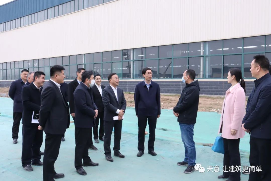 区委副书记、区长王营召开世界杯信誉买球机械大宗固废智能装备研发生产项目现场推进会